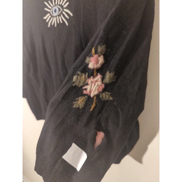 RTR RED Valentino Logo Eye Black Embroidered floral  Pullover Sweater Size XL - Picture 5 of 6